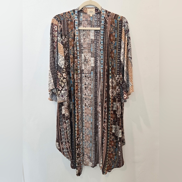 Buckle Sterling & Stitch Southwestern Bohemian Kimono. Multicolor. Size Medium. - Picture 4 of 11